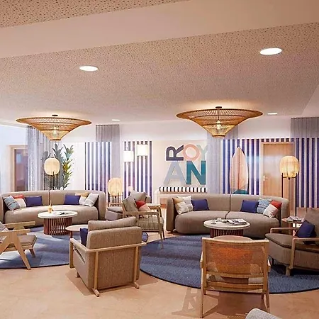 Hotel In Near Sandy Beaches